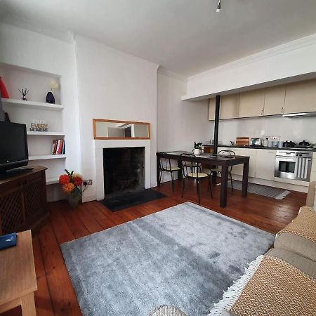 Lovely 2 Bedroom Flat In The Heart Of The City EDI Exteriér fotografie